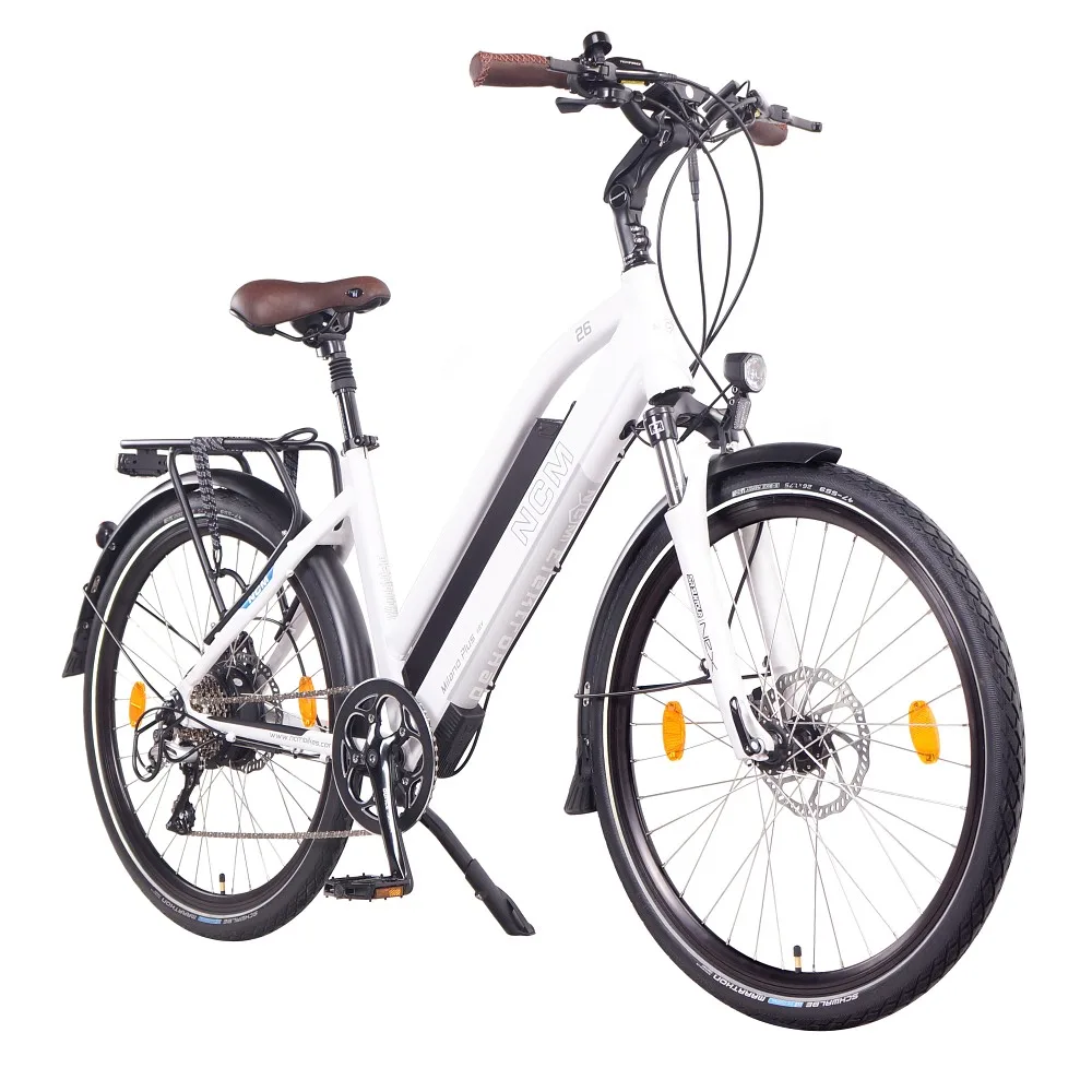 NCM Milano Plus E-Trekkingbike in Weiß 26-Zoll – komfortables Elektro-Trekkingrad für Stadtfahrten, Pendeln und längere Touren